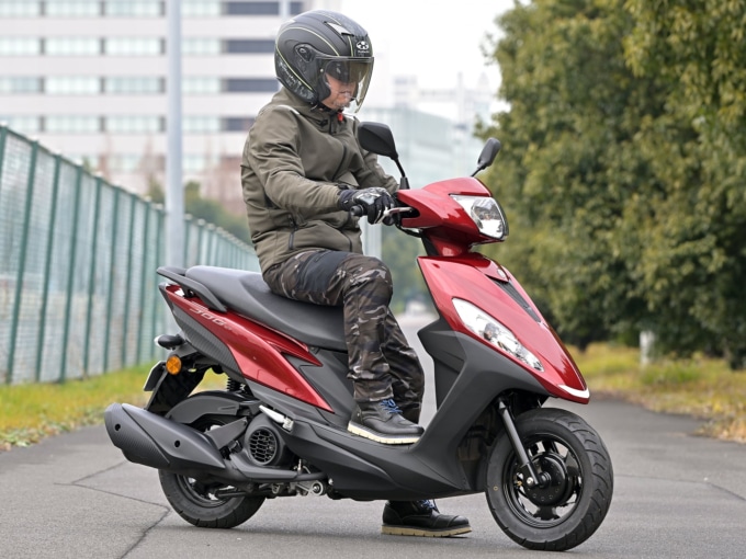 YAMAHA JOG125(2023年モデル)乗車姿勢