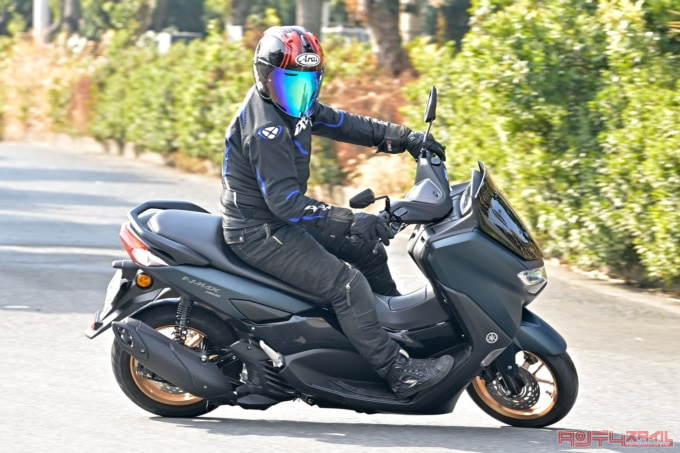 YAMAHA NMAX155(2023年モデル)Uターン