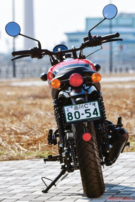 ROYAL ENFIELD HUNTER350(2023年モデル)リヤビュー