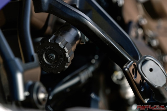 SUZUKI V-STROM800DE(2023年モデル)プリロード調整機構