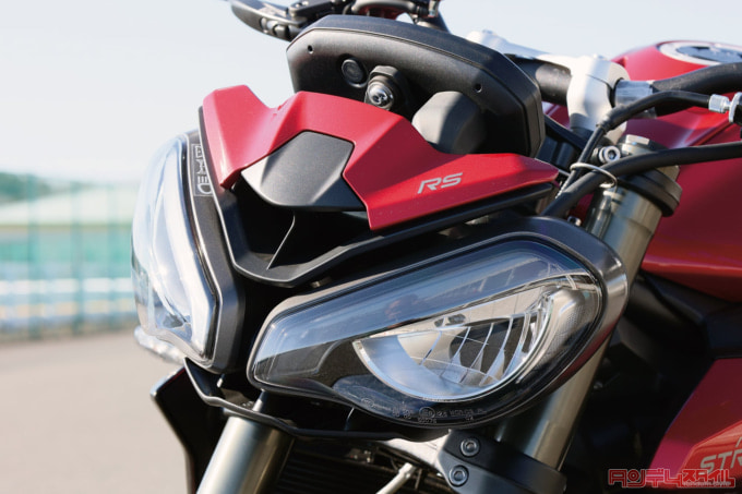 TRIUMPH STREET TRIPLE 765 RS(2023年モデル)ヘッドライト