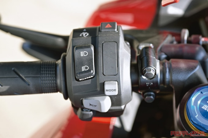 HONDA CBR250RR(2023年モデル)左スイッチボックス