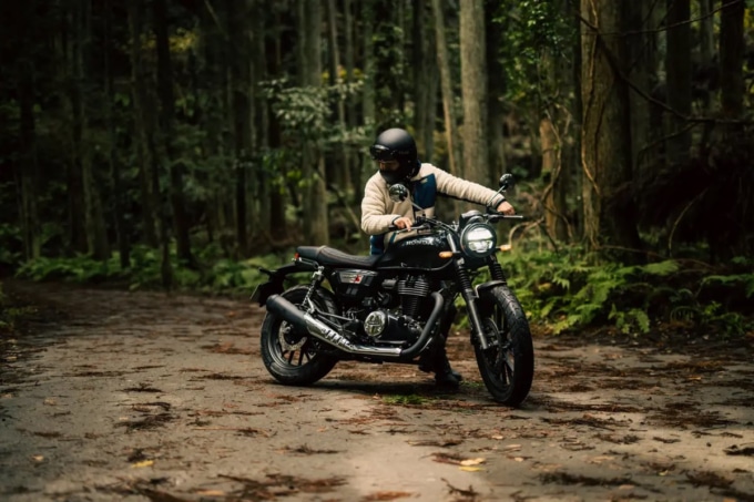 バイクの写真を本気で撮る!カメラマンに聞いた一眼とiPhoneで撮るコツ
