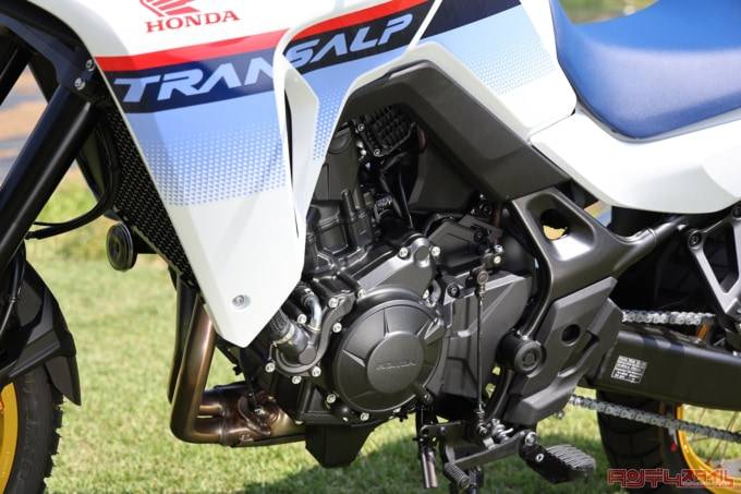 HONDA XL750 TRANSALP(2023年モデル)エンジン