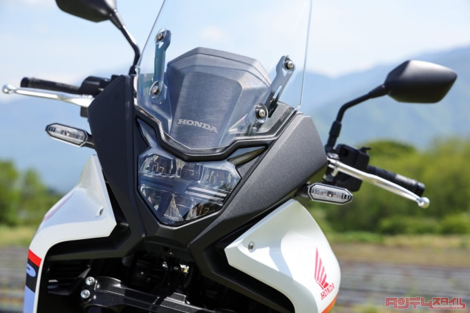 HONDA XL750 TRANSALP(2023年モデル)ヘッドライト
