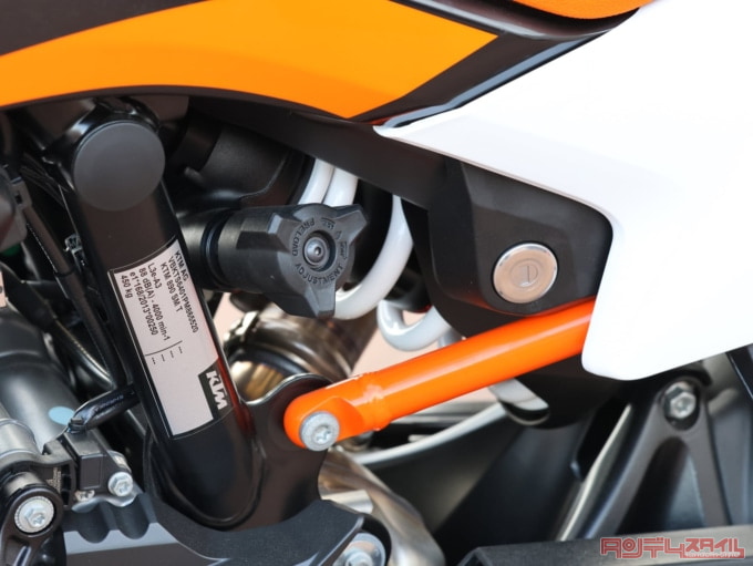 KTM 890SMT(2023年モデル)リヤショック