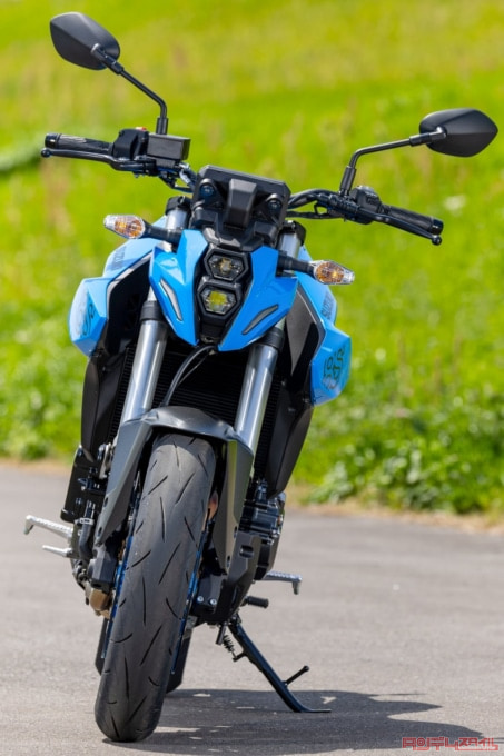 SUZUKI GSX-8S(2023年モデル)フロントビュービュー