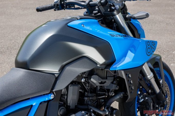 SUZUKI GSX-8S(2023年モデル)ボディ