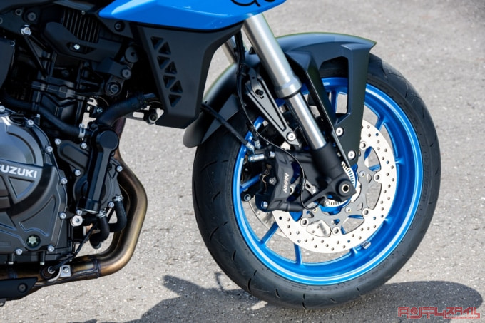 SUZUKI GSX-8S(2023年モデル)フロント足まわり