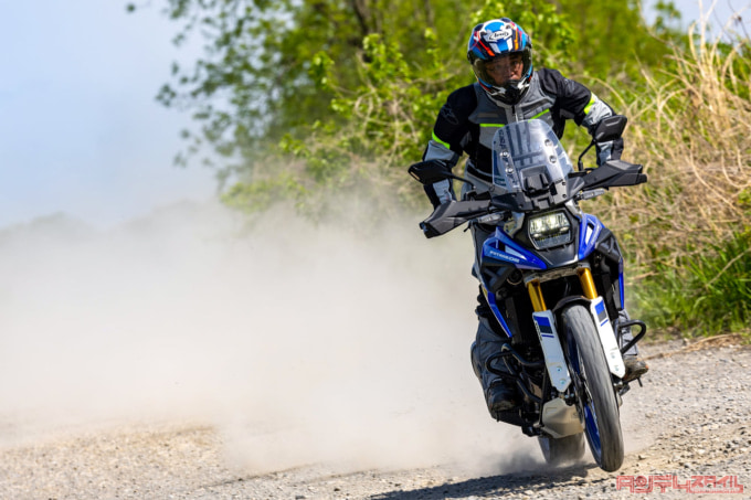 SUZUKI V-STROM1050DE(2023年モデル)ダート走行