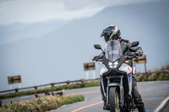 新型トランザルプ750(XL750 TRANSALP)で1,000kmツーリングしてわかったこと。【ホンダの道は1日にしてならず/Honda XL750 TRANSALP 試乗インプレ・レビュー 高速道路 編】