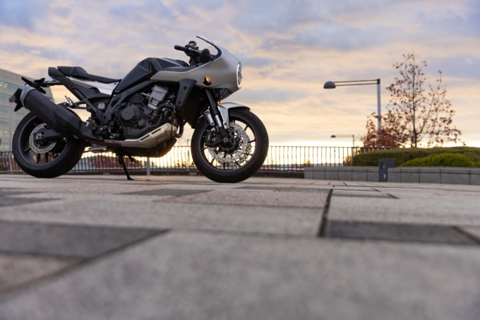 秋は事故が増えやすいって本当?バイクに乗る時には『薄暮時間』に注意して!【Safety】