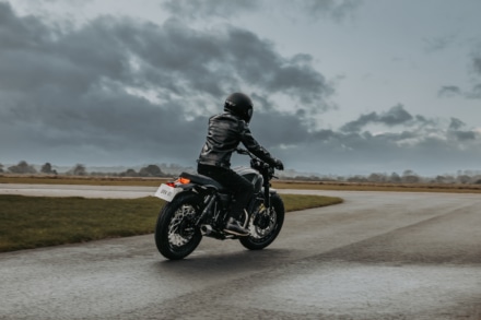 新開発の水冷エンジンを搭載したMUTT MOTORCYCLES “DRK-01”発売開始