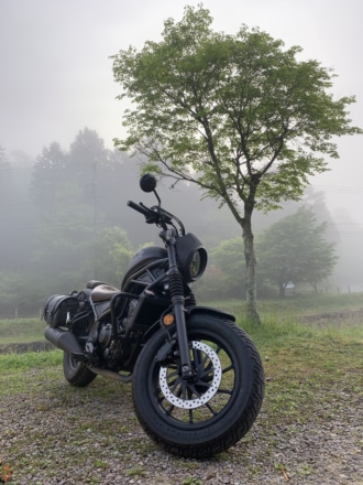 朝霧のつぐ高原