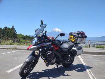5月の晴天とV-STROM650