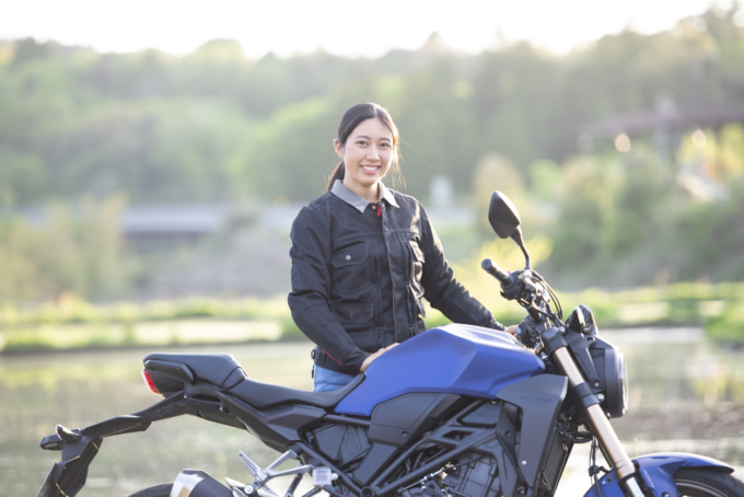 初めての母娘ツーリングに『CB250R』はピッタリのバイクだった