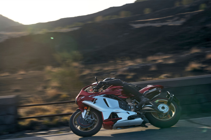 2407MVAGUSTA_02