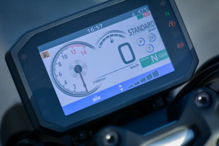 最も乗りやすい大型スポーツバイク?『CB1000R』は生粋のSS乗りも納得のストリートファイター