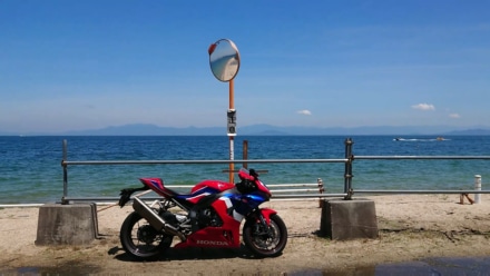 夏とバイク