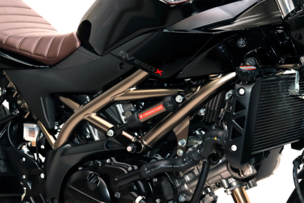 乗り心地向上が期待できる『パフォーマンスダンパー』にSV650&SV650X用が登場！