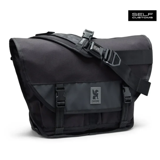 クロームインダストリーズ 東京モーターサイクルショー レディスサポートスクエアに出品 CTZ 15L MESSENGER