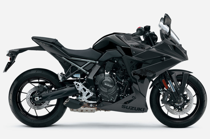 2503TS新車GSX-8S&8R_06