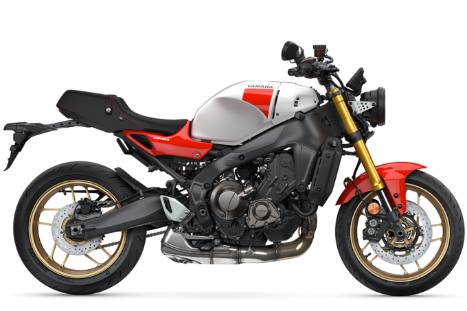 2503新車XSR900_A