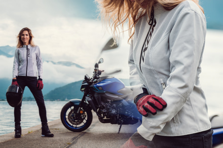 女性ライダーにオススメ：IXON【2025年春夏】ライディングウエアセレクション