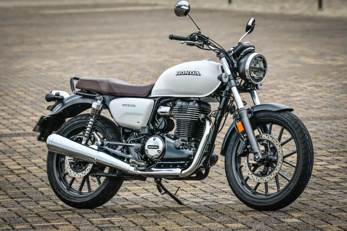 【比較】新型『GB350 C』と人気の『GB350』の違いは?ざっくり10万円強も価格差……ちょっと高いんじゃない?と感じる人へ!