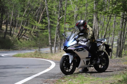 ヤマハ YZF-R3 2025年モデル登場｜YZF-Rシリーズのデザインを継承し、快適性と扱いやすさを向上