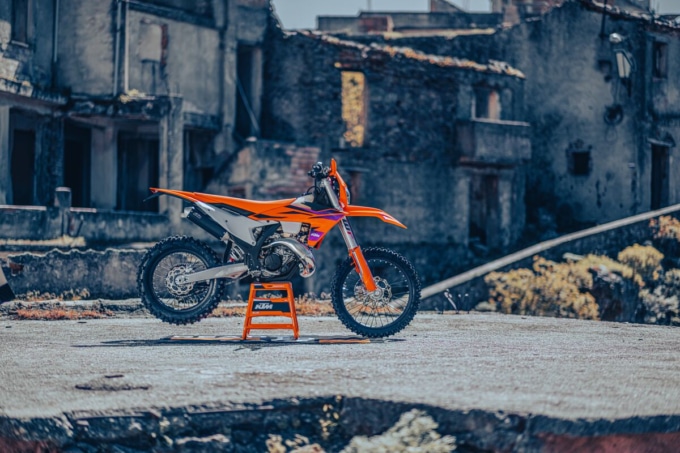 2506TS告知KTM0%_03