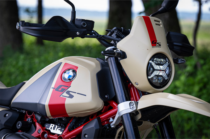 BMW R12 G/S フロントマスク周り