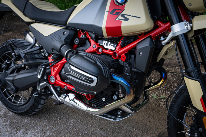 BMW R12 G/S ボクサーエンジンを搭載