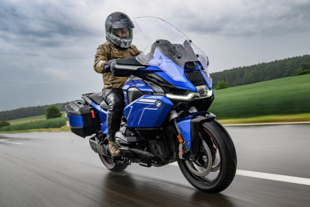 【BMW】R1300RT試乗インプレッション｜最新ボクサーツアラーの実力と快適性をドイツ本国で体感