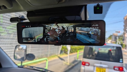 【バイク積載にも最適】3カメラ搭載「MiVue ER58」で後方＆車内までしっかり録画！