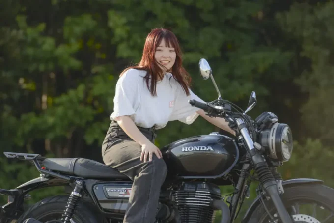 女性ライダーの語る愛車GB350の魅力。「人生を充実させてくれる素敵な相棒です。」