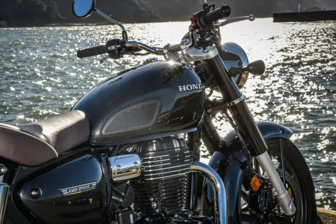 今から『GB350 C』をベタ褒めするぞ?気になってる人はご覧ください!【Honda GB350 C /インプレ・レビュー 前編】
