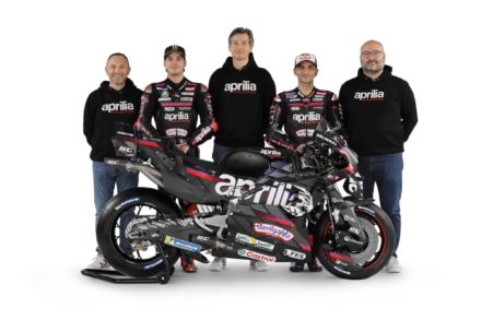 アプリリア、史上最速『RS-GP26』で2026年MotoGPへ｜ライオン復活とベッツェッキ×マルティン体制