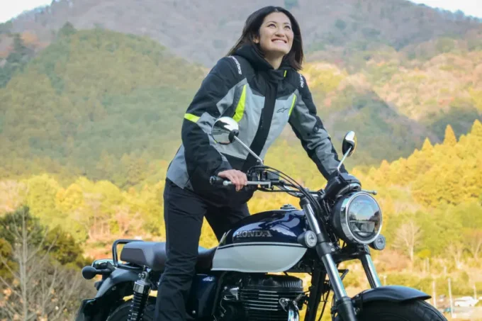 GB350はモトクロスの女王、川井麻央選手も絶賛「GBがいいヤツすぎて仲良くなりました」