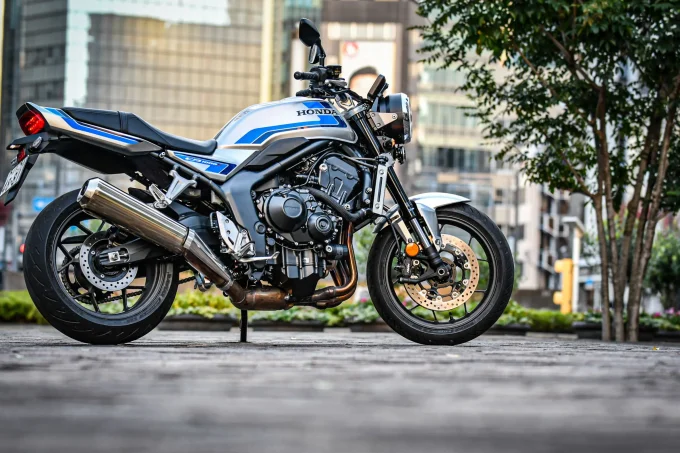 【え?空冷?】新型『CB1000F』を「予備知識ゼロ」でレビューすることになった→聞いてた話と違うじゃないか!?【Hondaの道は1日にしてならず/CB1000F ①第一印象 編】