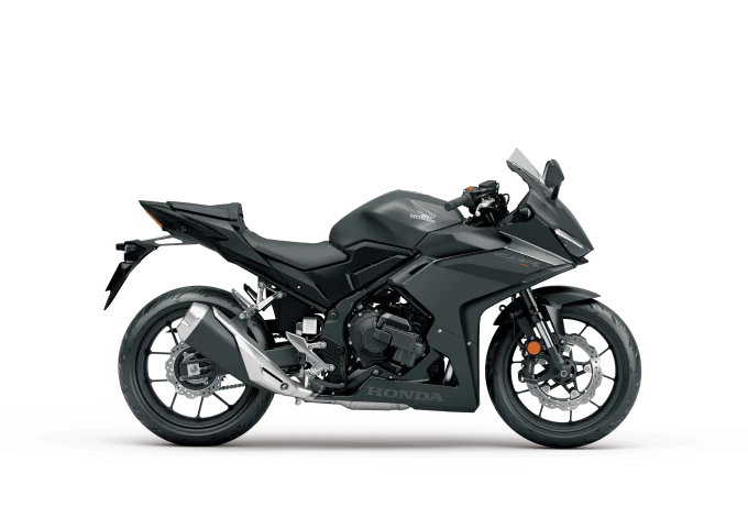 【新型】大人にもおすすめの400ccバイク『CBR400R』がHonda E-Clutchを新搭載!? 足つき性の良さも人気の理由ひとつです!【Honda2026新車ニュース】