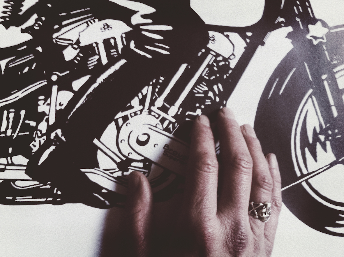 B-2_lorenzo_hand
