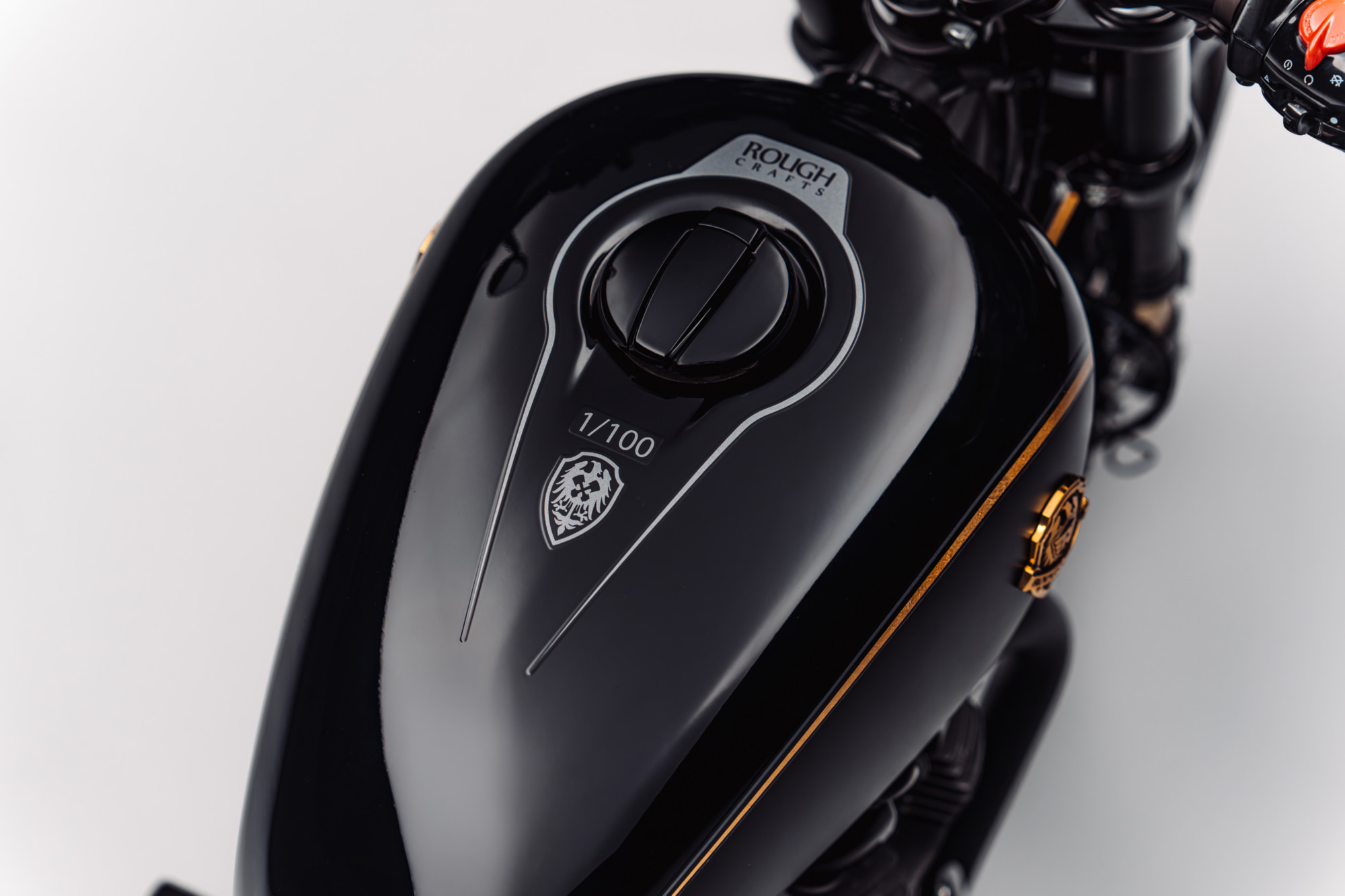 D-6_SHOTGUN650